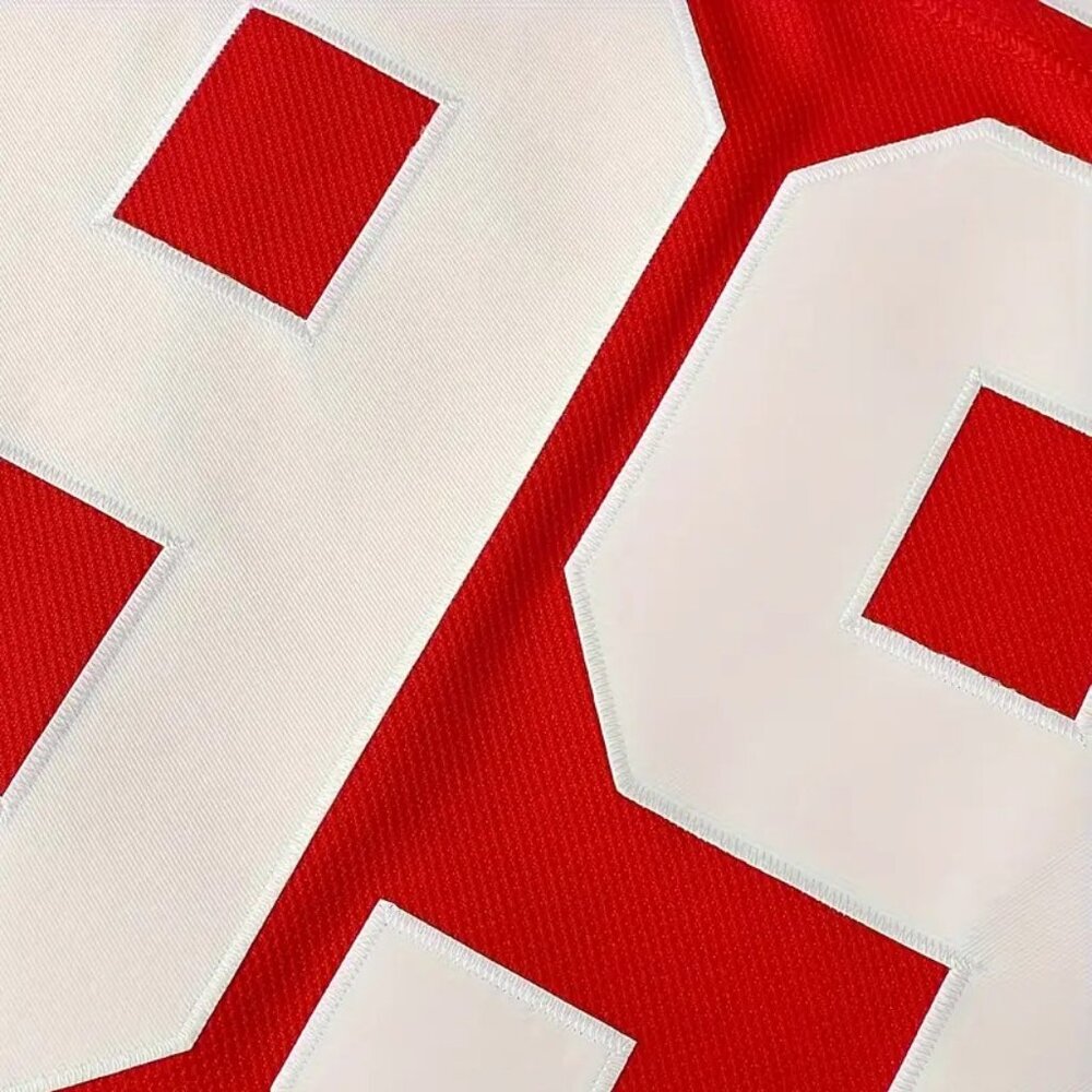 Wayne Gretzky Labatt Team Coupe Canada Cup Stitched Hockey Jersey Red - Picture 5 of 7